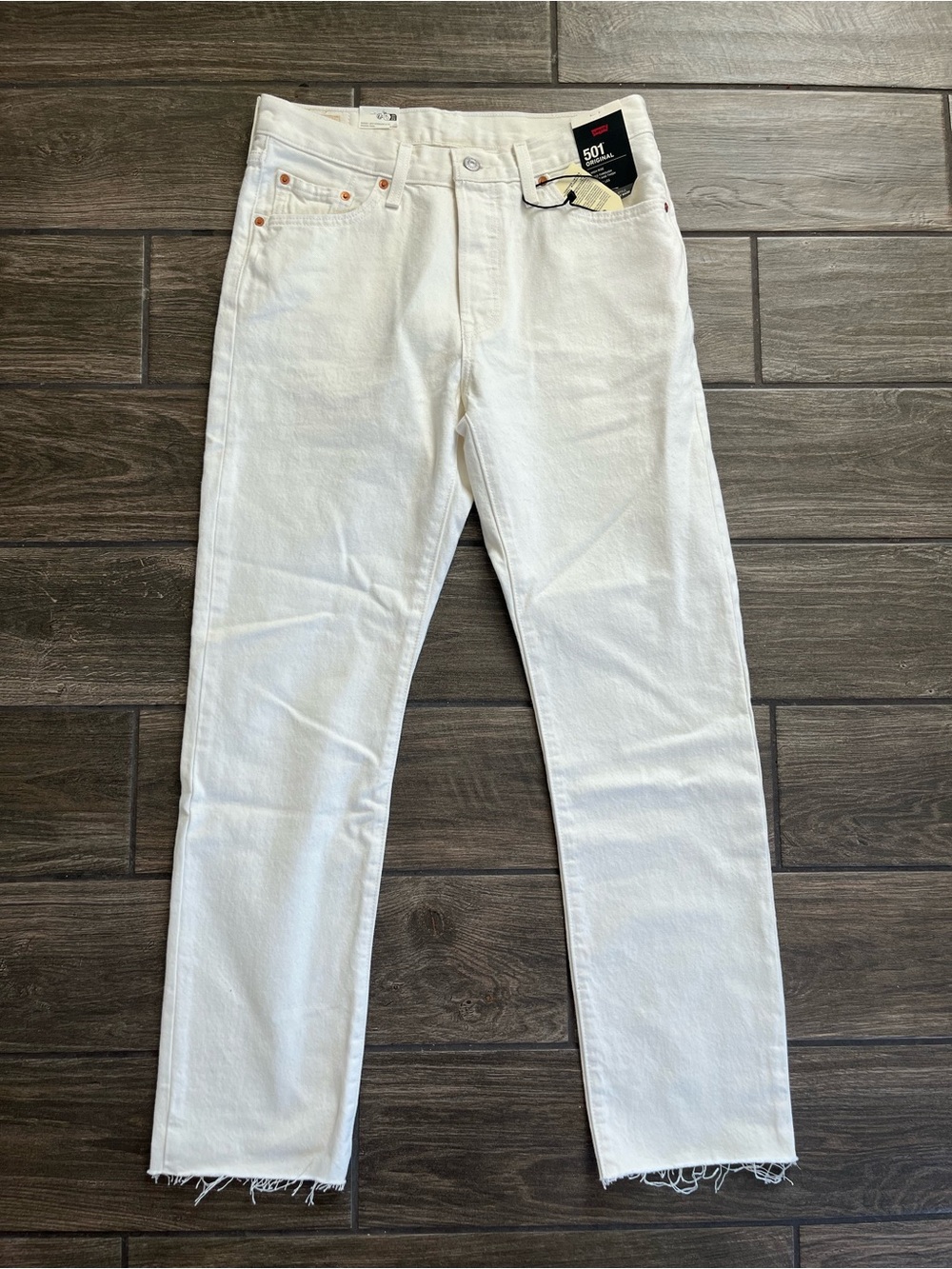 LEVIS NWT 501 white denim 29